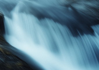 Blurry picture of a water fall